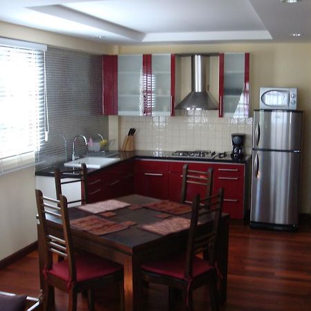 Sunset Apartment Phuket Patong Екстериор снимка