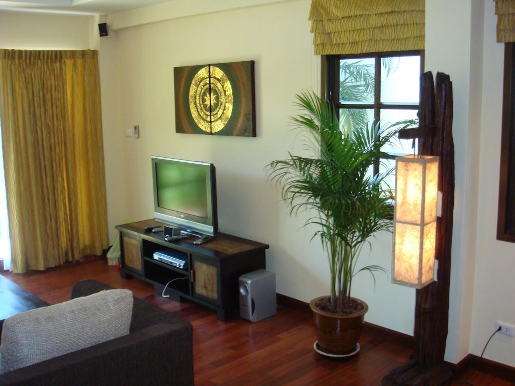 Sunset Apartment Phuket Patong Екстериор снимка